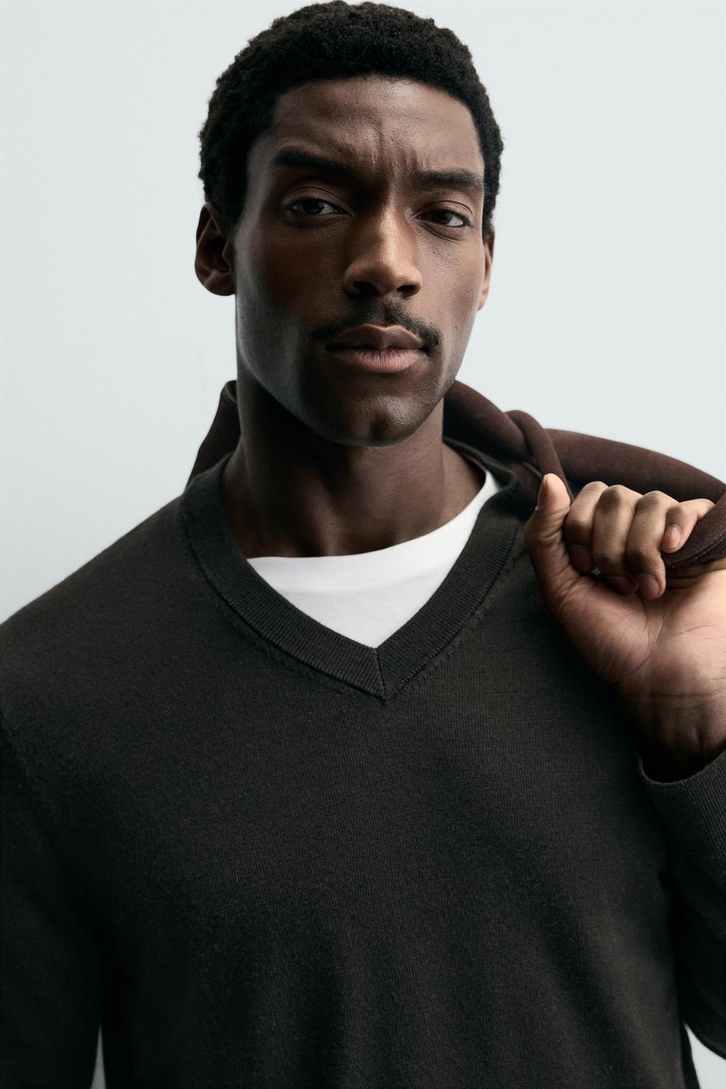 СВИТЕР ИЗ 100% ШЕРСТИ С V-ОБРАЗНЫМ ВЫРЕЗОМ