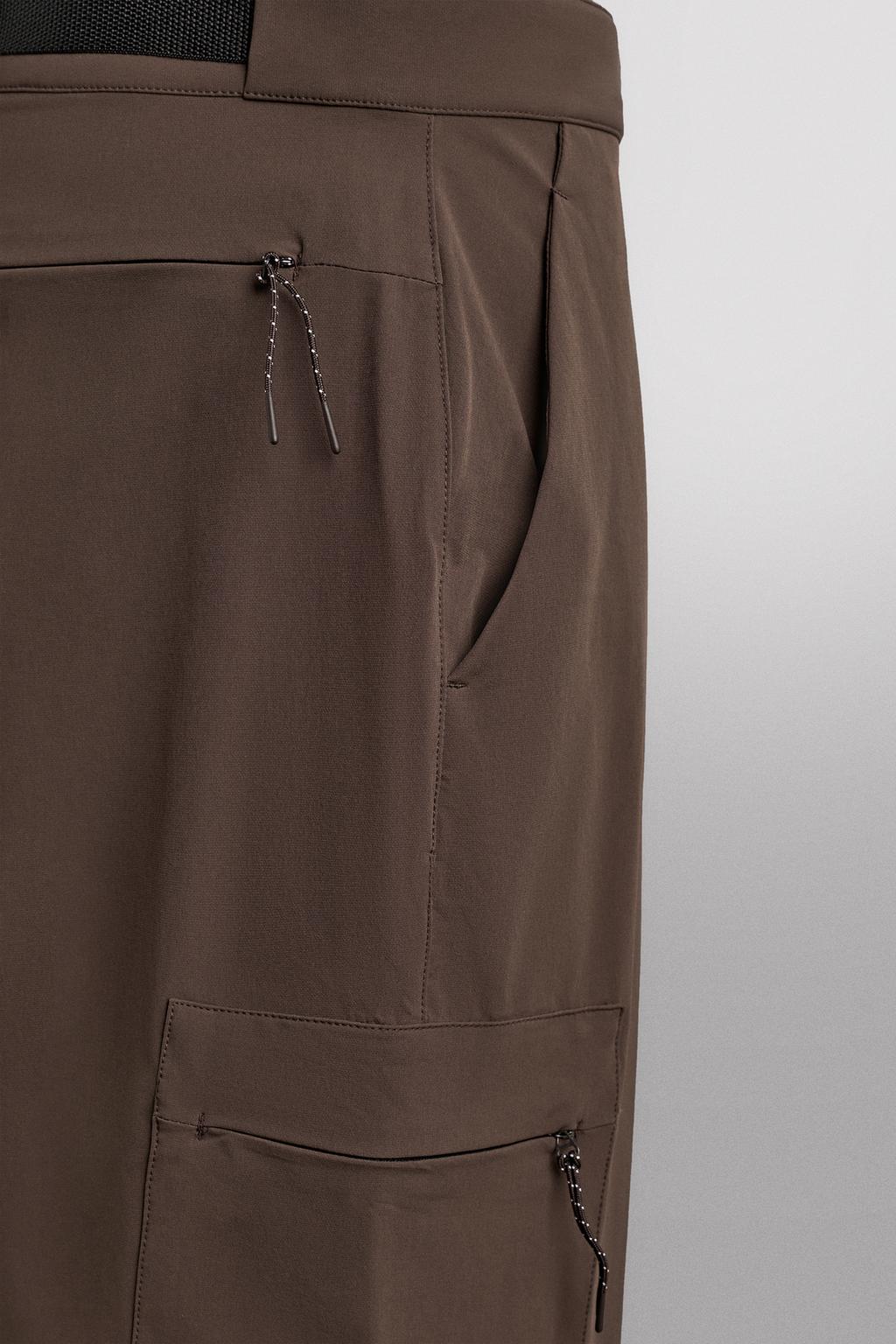 БРЮКИ-КАРГО ДЛЯ ТРЕККИНГА ИЗ ВЫСОКОТЕХНОЛОГИЧНОЙ ТКАНИ