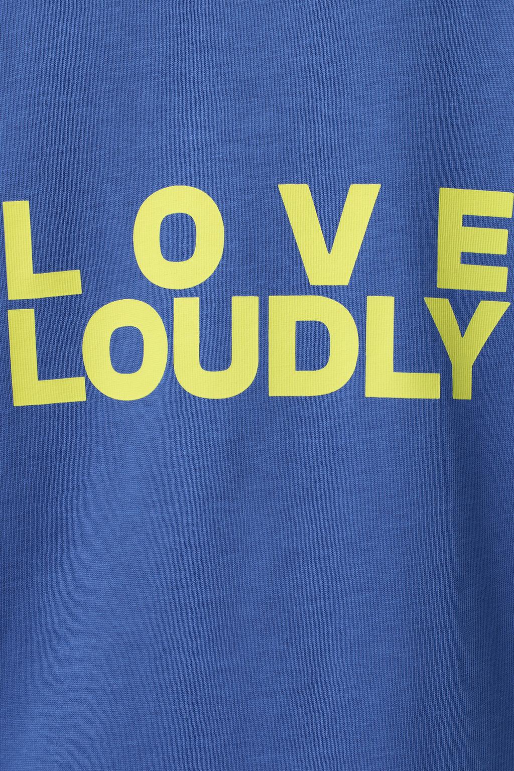 ФУТБОЛКА С НАШИВКОЙ И ВЫШИВКОЙ