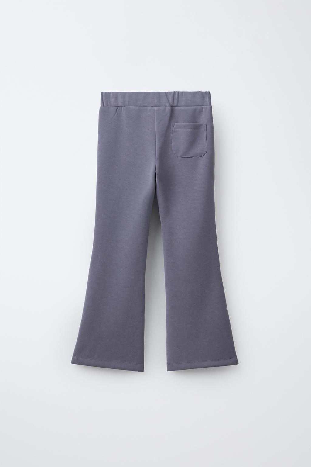 РАСКЛЕШЕННЫЕ БРЮКИ ИЗ МОДАЛА С КОНТРАСТНЫМИ ПОЛОСКАМИ