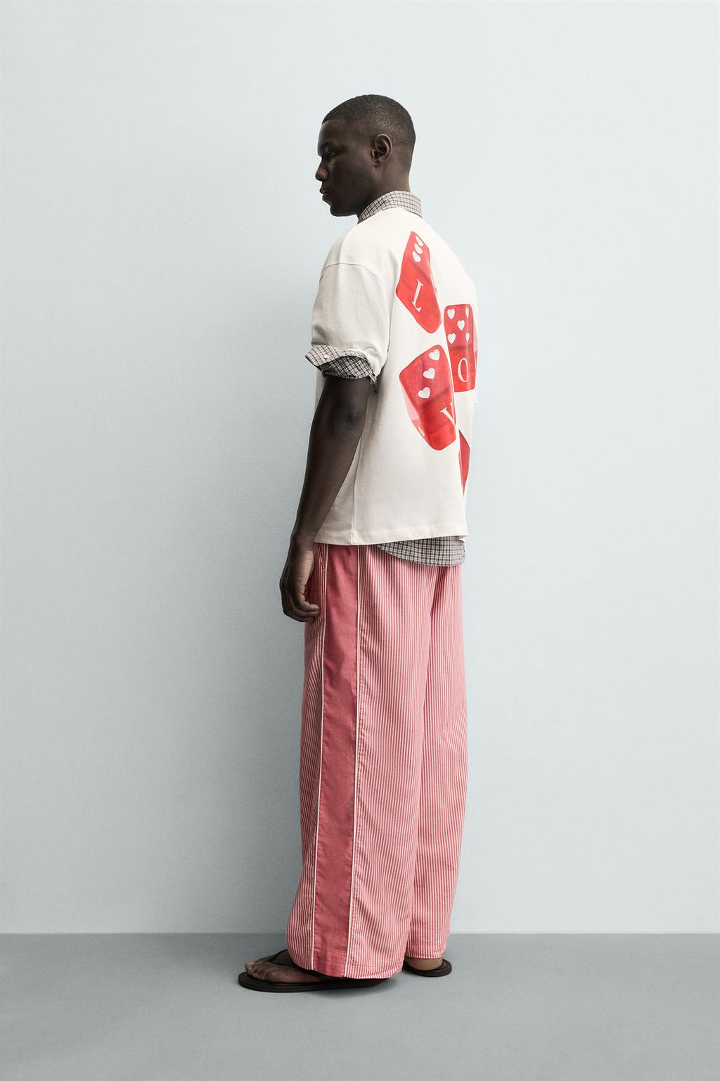 ФУТБОЛКА С ПРИНТОМ В ВИДЕ КУБИКОВ