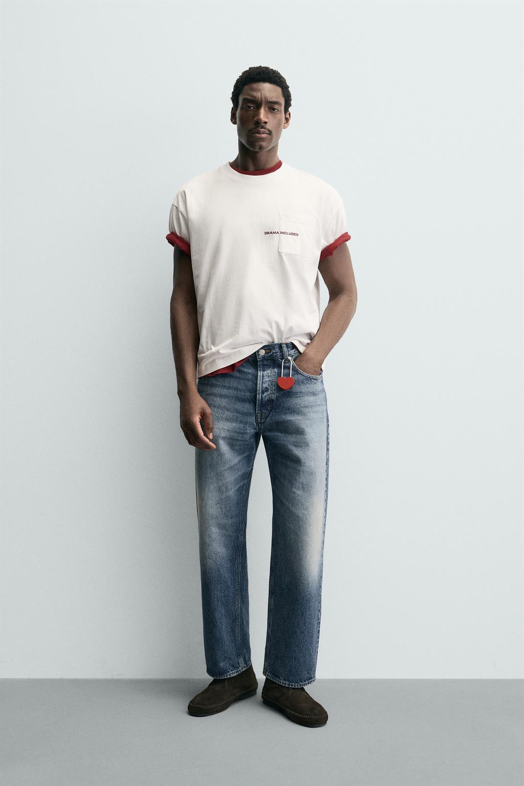 ФУТБОЛКА С КАРМАНОМ И НАДПИСЬЮ