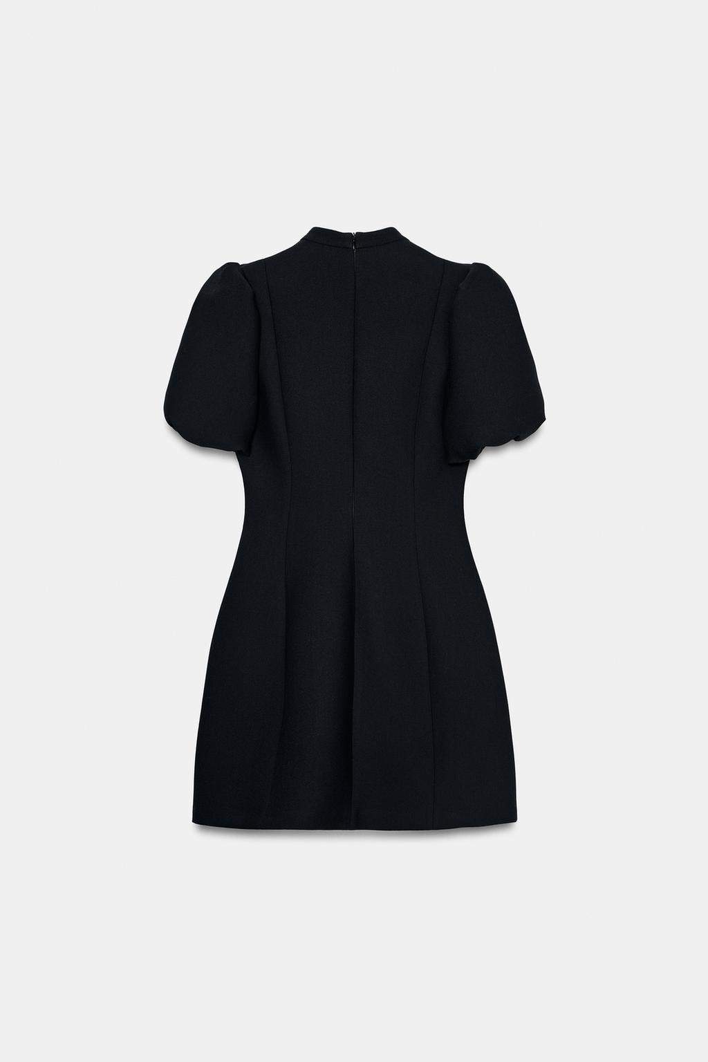 КОРОТКОЕ ПЛАТЬЕ С ОБЪЕМНЫМИ РУКАВАМИ