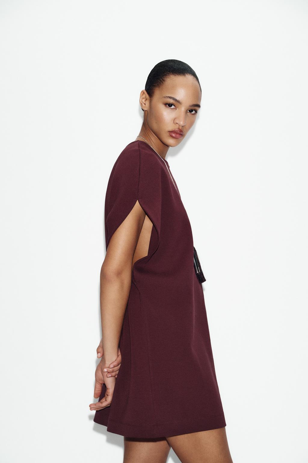 КОРОТКОЕ ПЛАТЬЕ ИЗ ИНТЕРЛОКА