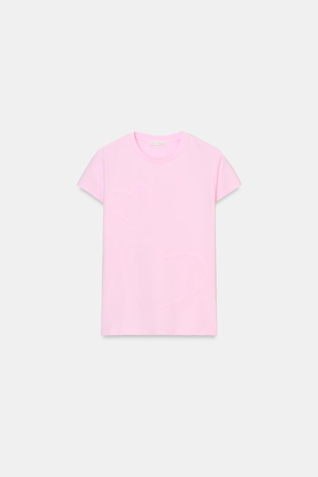 ФУТБОЛКА С РЕЛЬЕФНЫМИ СЕРДЕЧКАМИ