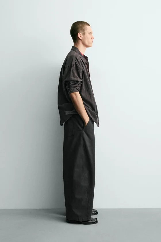 БРЮКИ RELAXED FIT С ИЗМЕНЕННОЙ ЛИНИЕЙ ШВА