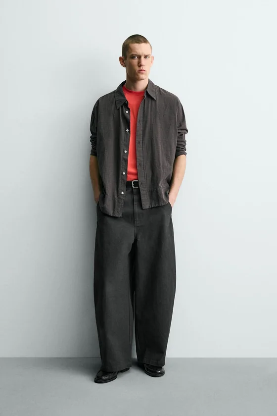 БРЮКИ RELAXED FIT С ИЗМЕНЕННОЙ ЛИНИЕЙ ШВА