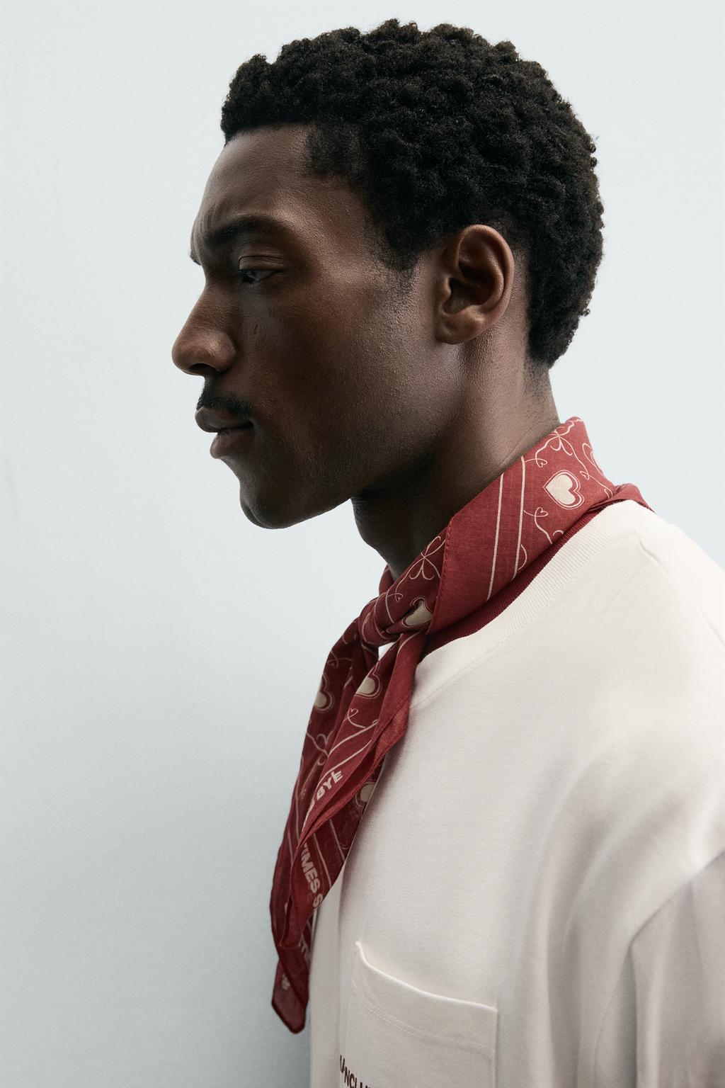 БАНДАНА С ПРИНТОМ СЕРДЕЧЕК