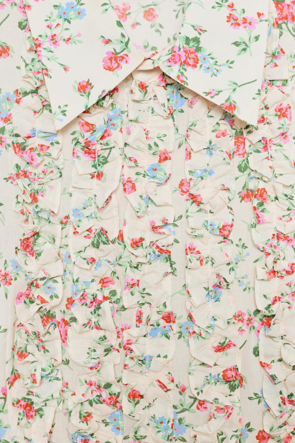 РУБАШКА С ЦВЕТОЧНЫМ ПРИНТОМ И ВОЛАНАМИ