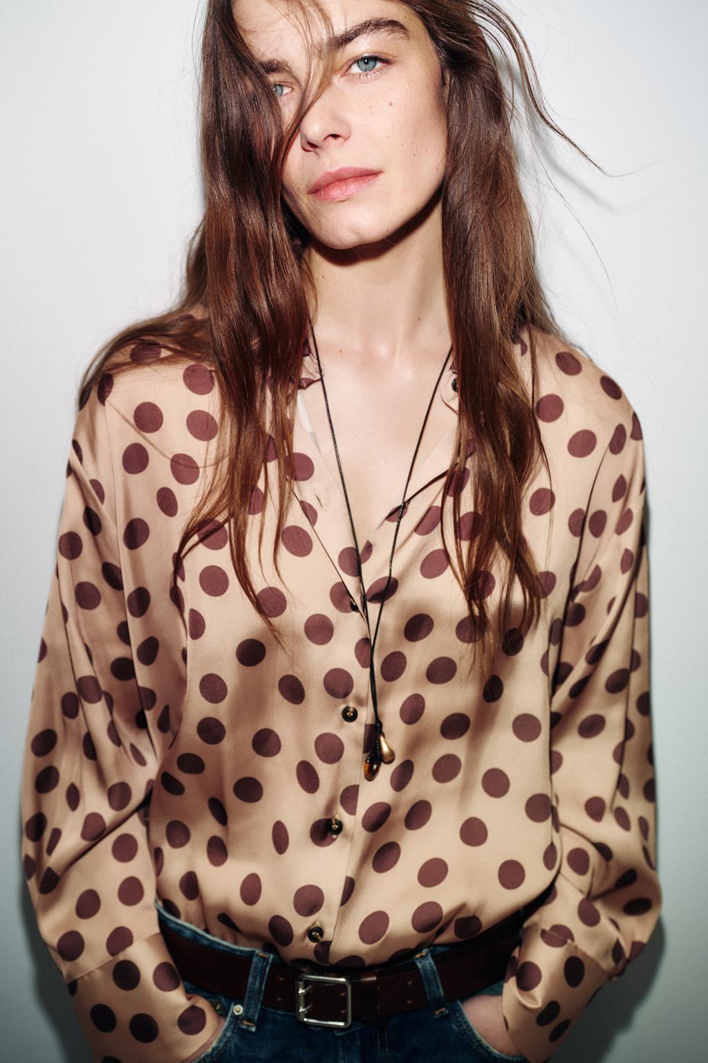 АТЛАСНАЯ РУБАШКА В ГОРОШЕК