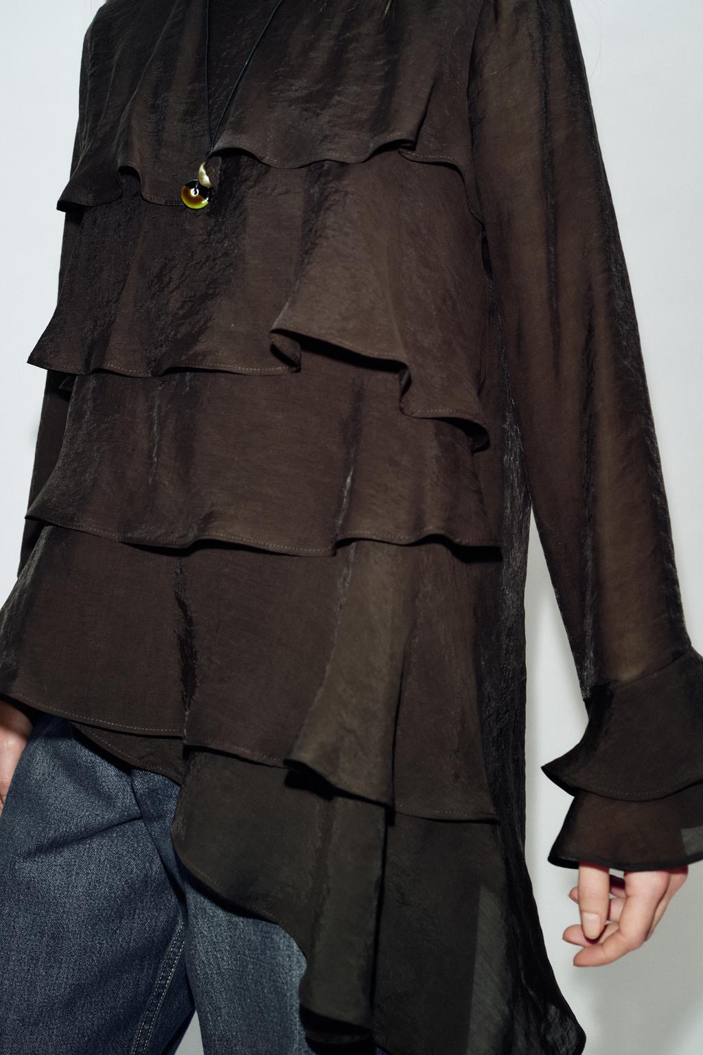 АСИММЕТРИЧНЫЙ ТОП С ВОЛАНАМИ