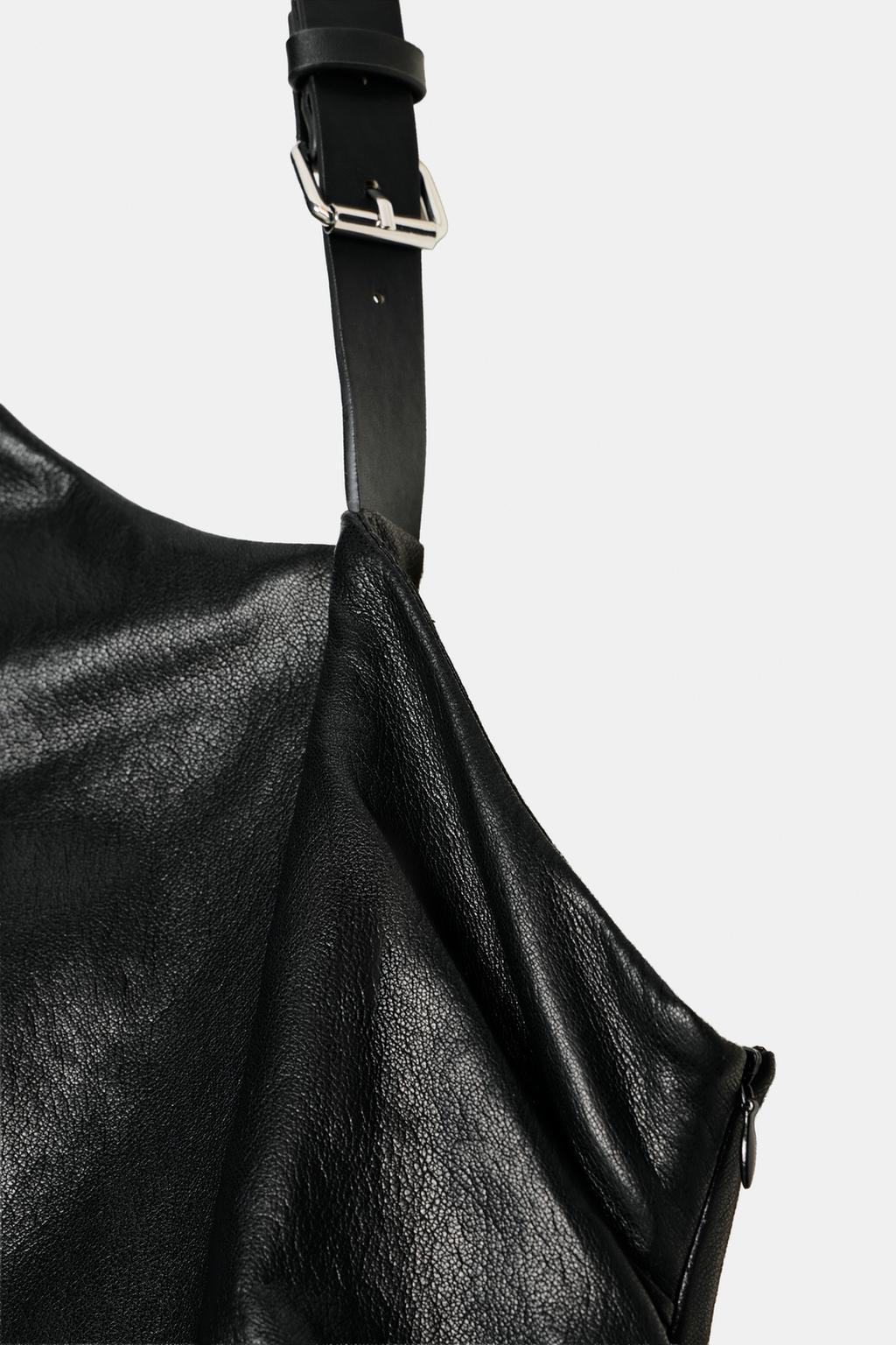 ТОП С ГОРЛОВИНОЙ ХАЛТЕР И ПРЯЖКОЙ