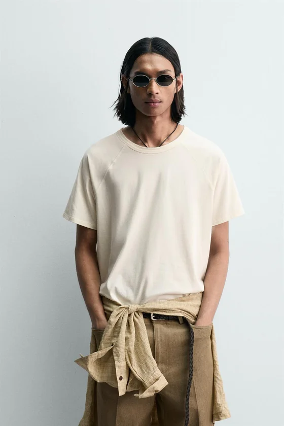 ФУТБОЛКА RELAXED FIT ИЗ ЛЕГКОЙ ТКАНИ