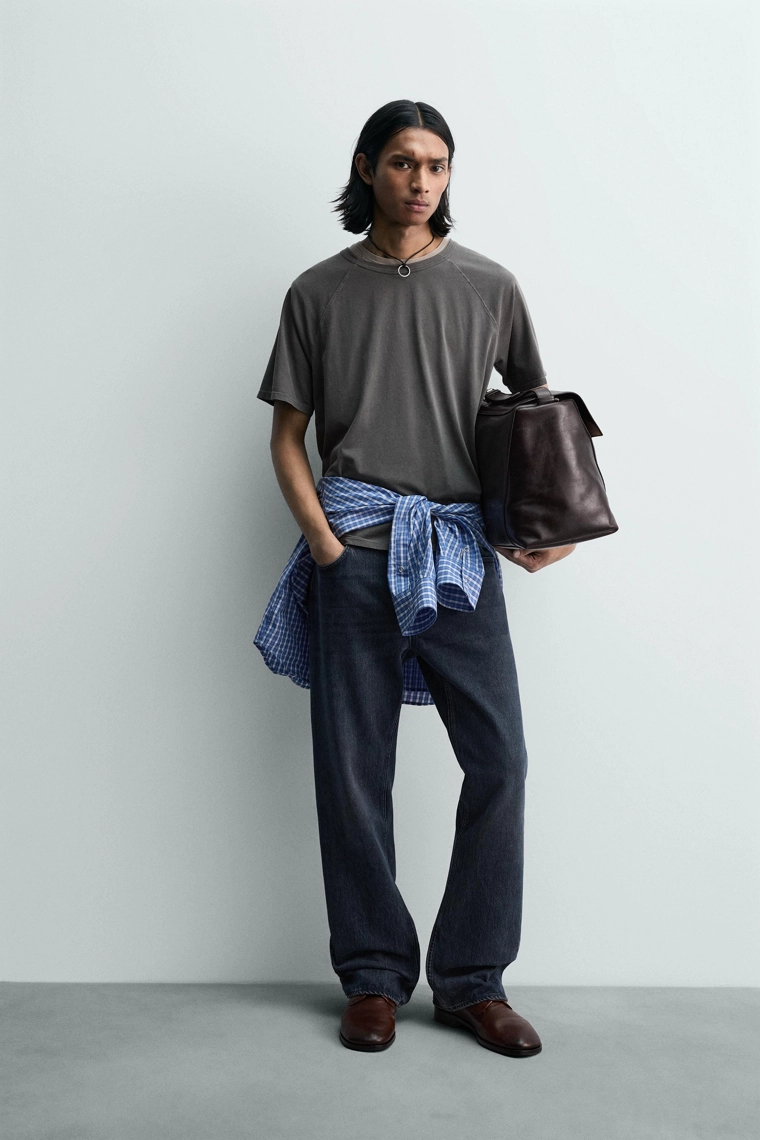ФУТБОЛКА RELAXED FIT ИЗ ЛЕГКОЙ ТКАНИ