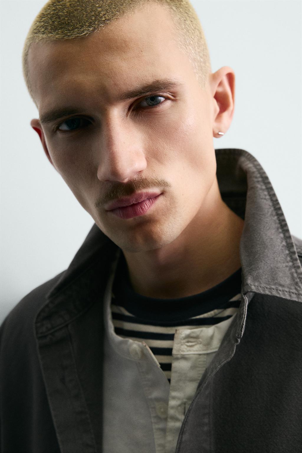 Рубашка с карманами и текстурой