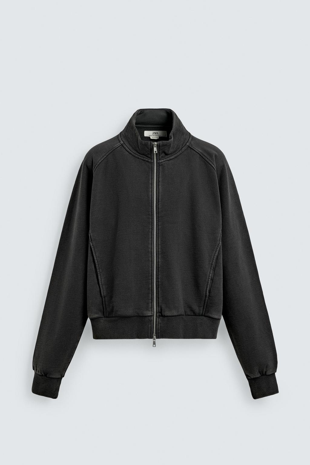 ТОЛСТОВКА СВОБОДНОГО КРОЯ С ЭФФЕКТОМ ПОТЕРТОСТИ