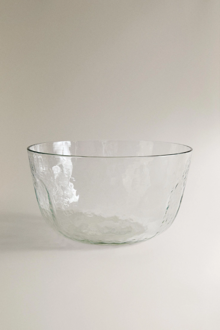 Стеклянная салатница с молотковым эффектом