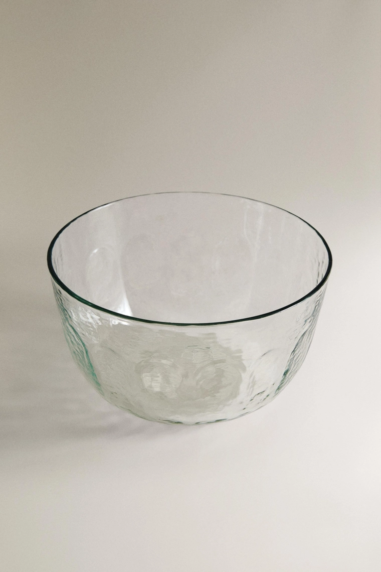 Стеклянная салатница с молотковым эффектом