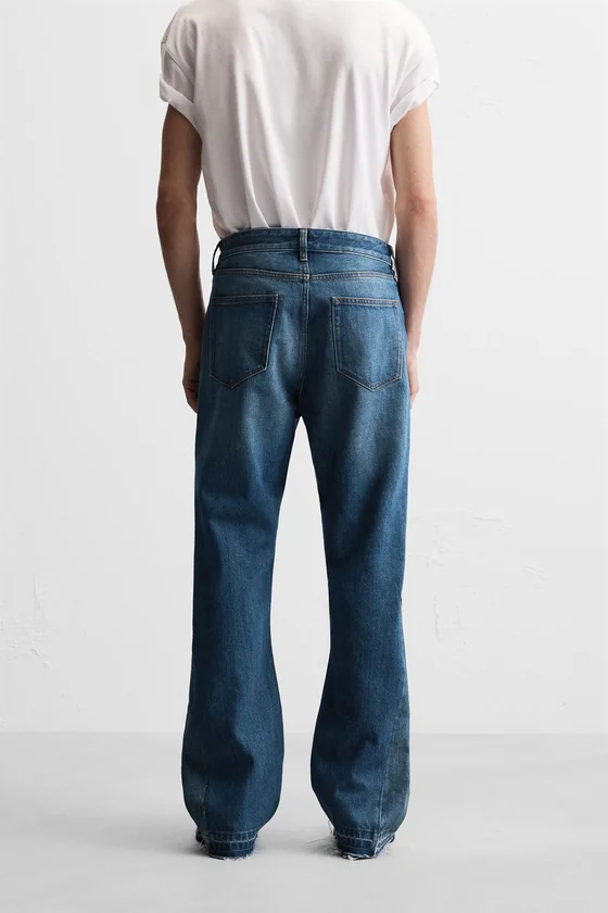 ДЖИНСЫ FLARE FIT С РАЗРЕЗАМИ