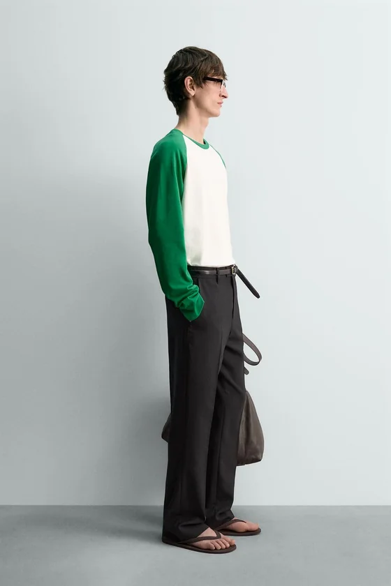 ФУТБОЛКА REGULAR FIT В СТИЛЕ КОЛОР-БЛОК