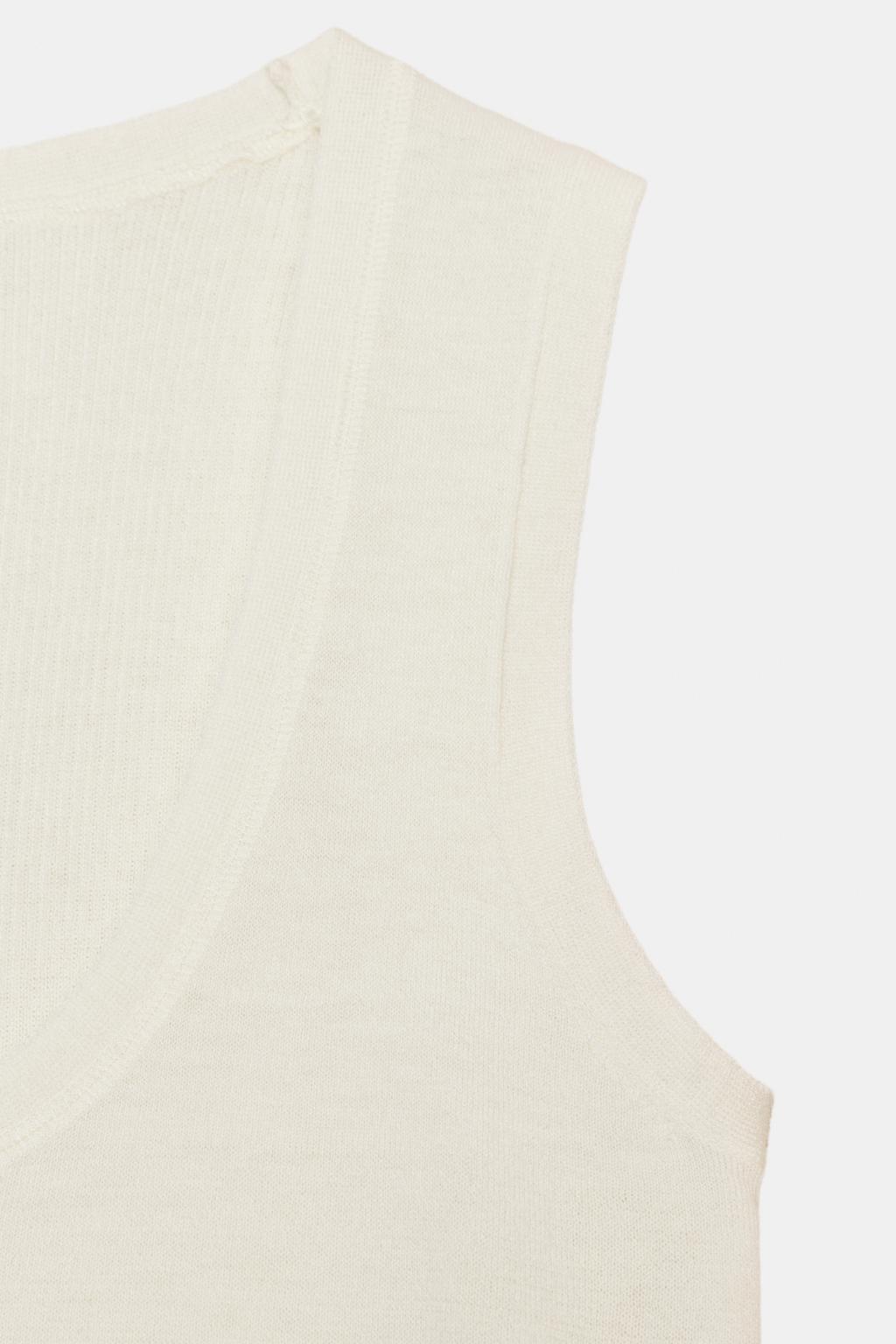 СВЕРХТОНКИЙ ТОП ИЗ ШЕРСТИ