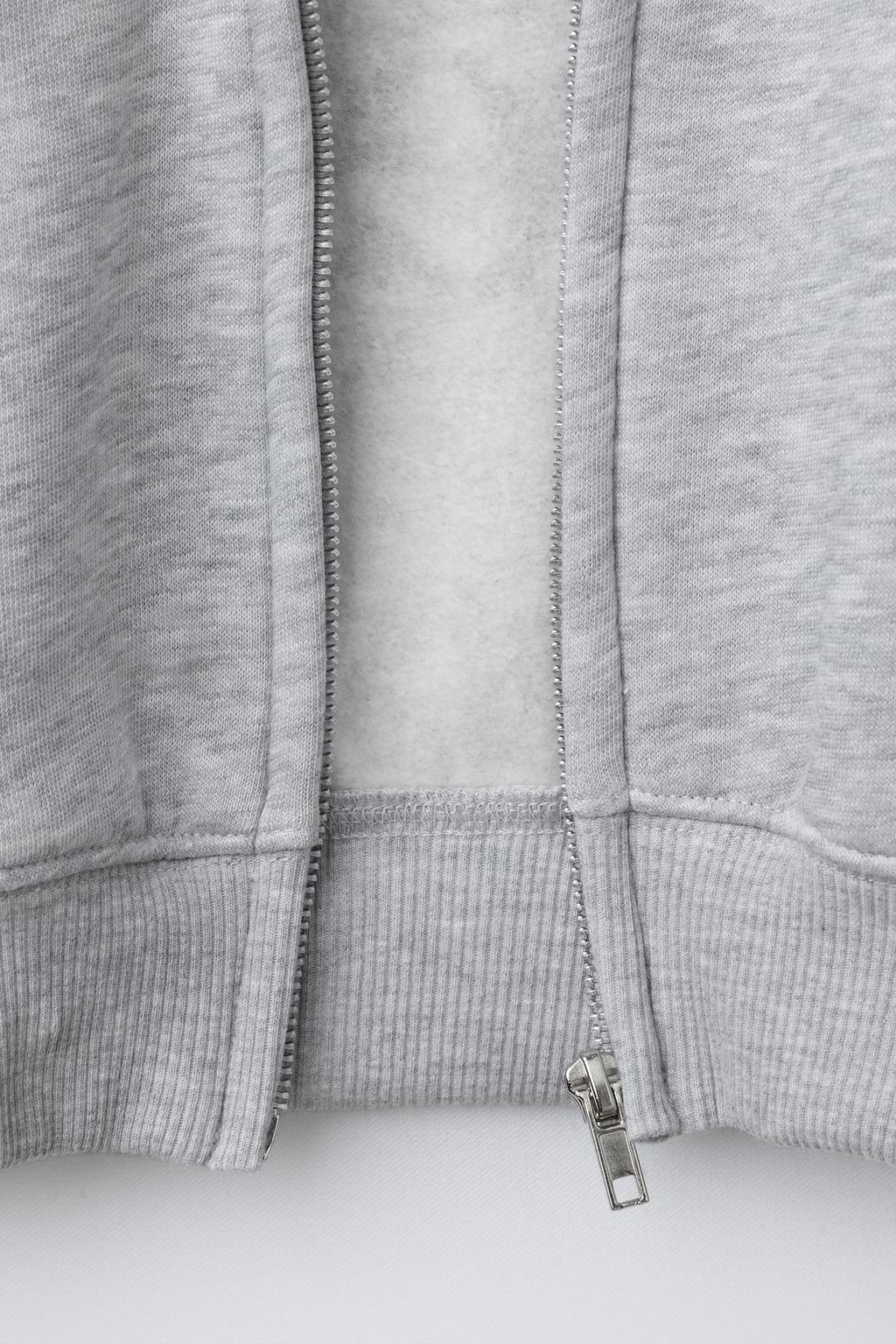 ХУДИ С ВЫШИВКОЙ СОБАКИ