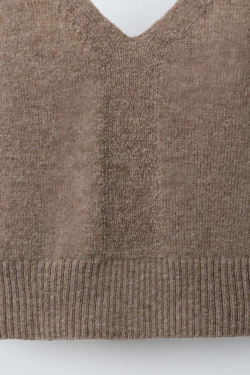 ТОП НА БРЕТЕЛЯХ С ШЕРСТЬЮ