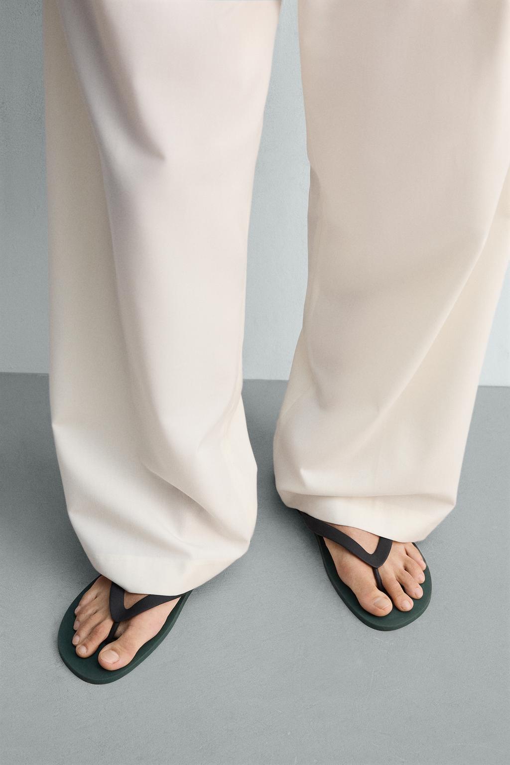 САНДАЛИИ С РЕМЕШКАМИ