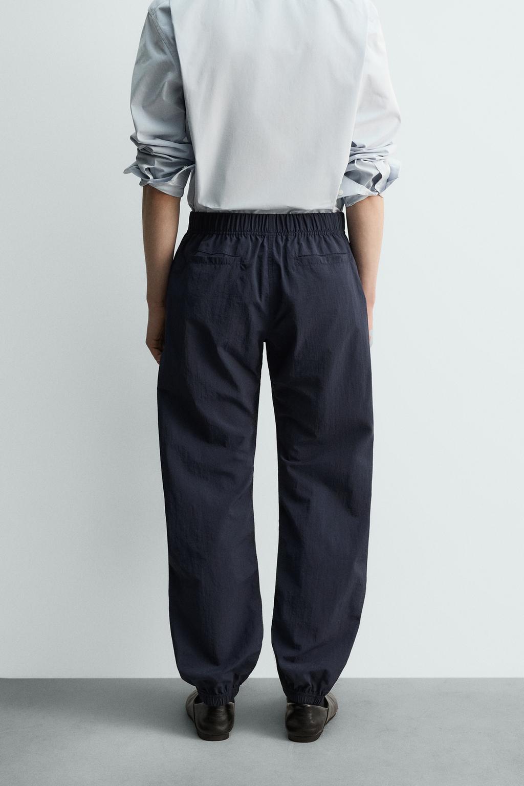 БРЮКИ RELAXED FIT ИЗ ВЫСОКОТЕХНОЛОГИЧНОЙ ТКАНИ LIMITED EDITION