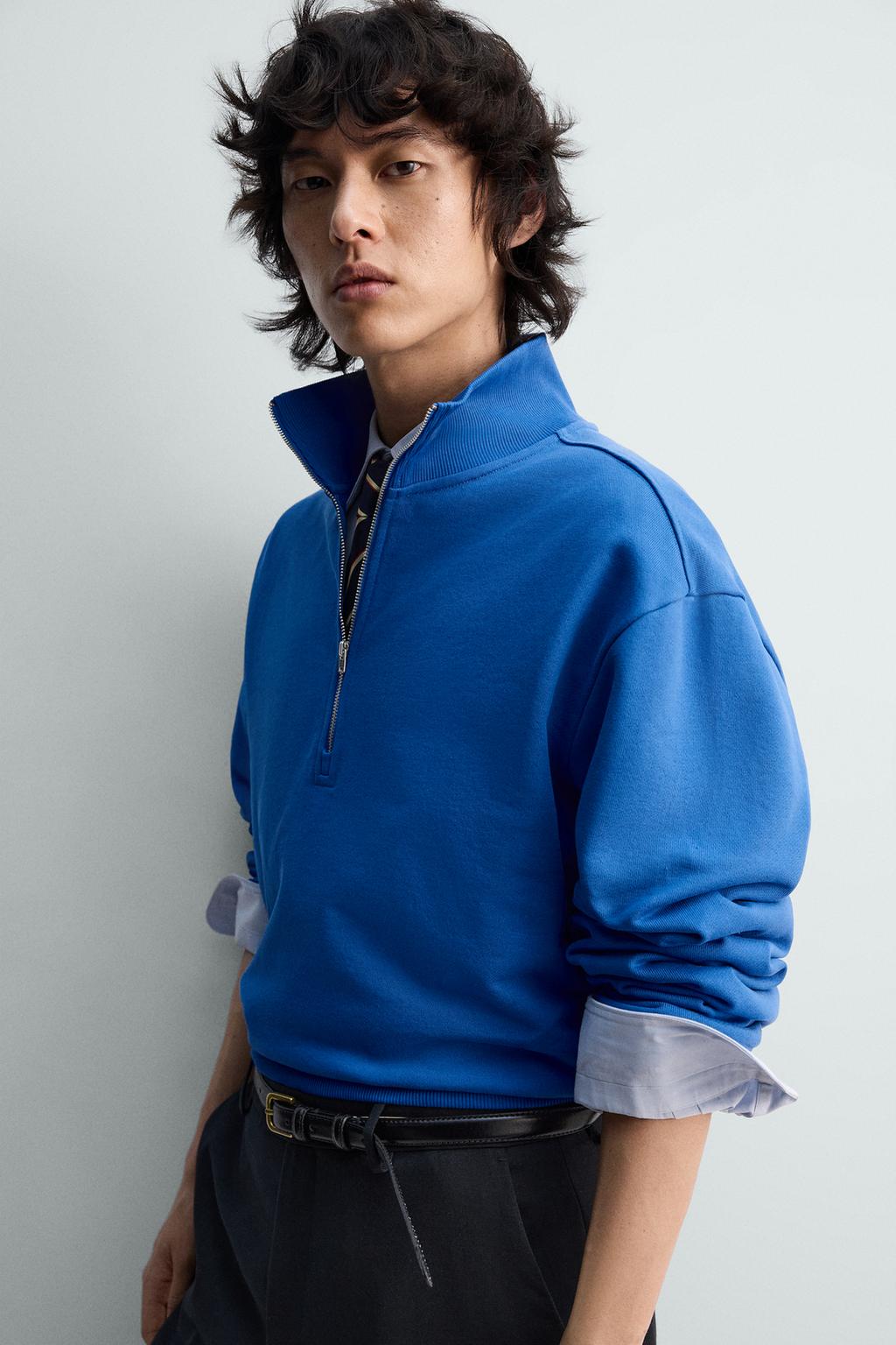 ТОЛСТОВКА КЛАССИЧЕСКОГО КРОЯ С ВОРОТНИКОМ НА МОЛНИИ