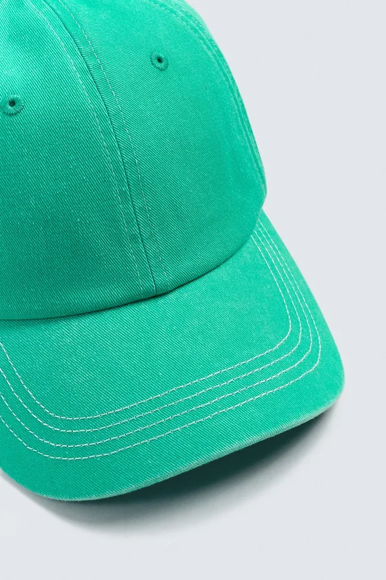 КЕПКА С ЭФФЕКТОМ ПОТЕРТОСТИ LIMITED EDITION