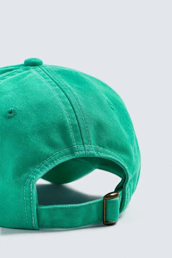 КЕПКА С ЭФФЕКТОМ ПОТЕРТОСТИ LIMITED EDITION