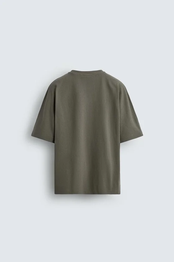 ФУТБОЛКА REGULAR FIT С ЭФФЕКТОМ ПОТЕРТОСТИ