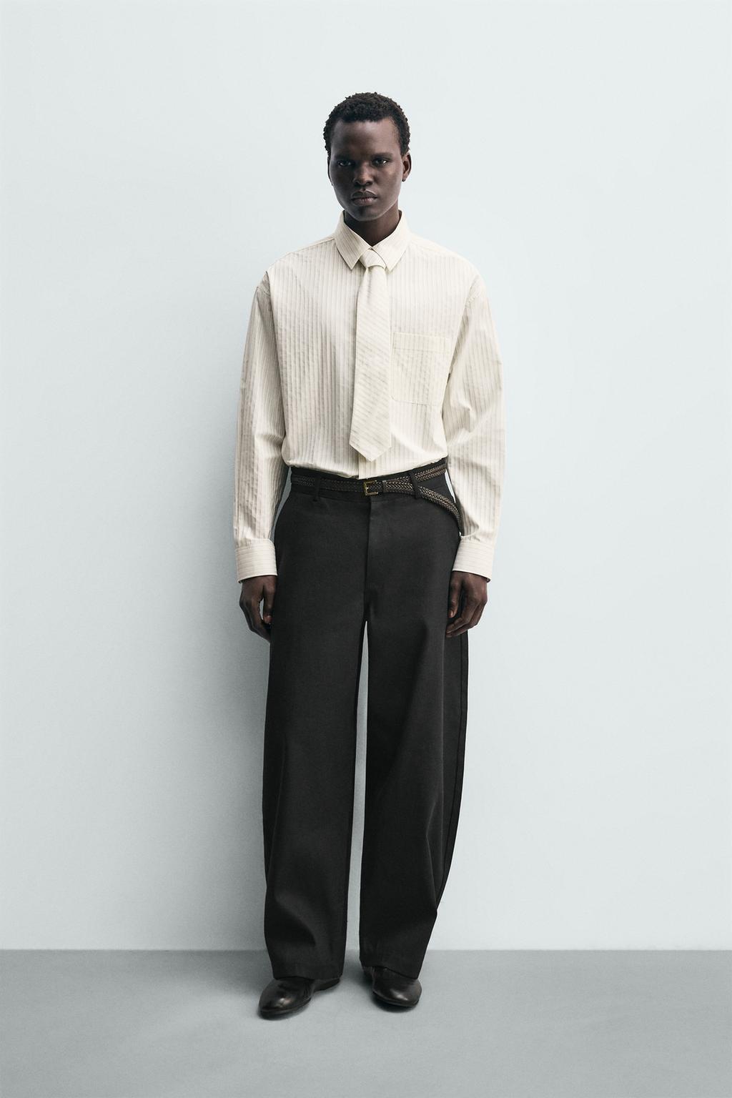 РУБАШКА В ПОЛОСКУ С ГАЛСТУКОМ