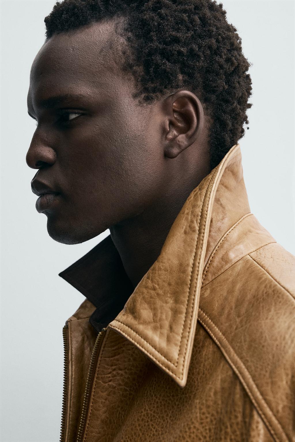 КОЖАНАЯ КУРТКА С КАРМАНАМИ