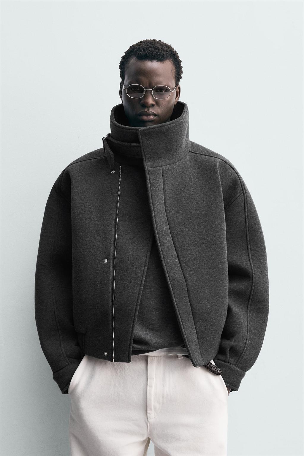 КУРТКА ИЗ НЕОПРЕНА С ВЫСОКИМ ВОРОТНИКОМ