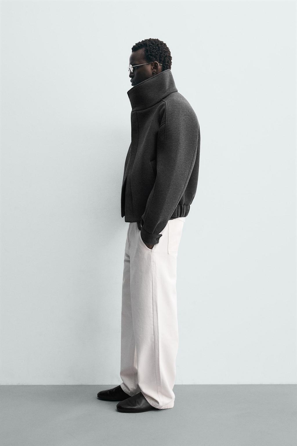 КУРТКА ИЗ НЕОПРЕНА С ВЫСОКИМ ВОРОТНИКОМ