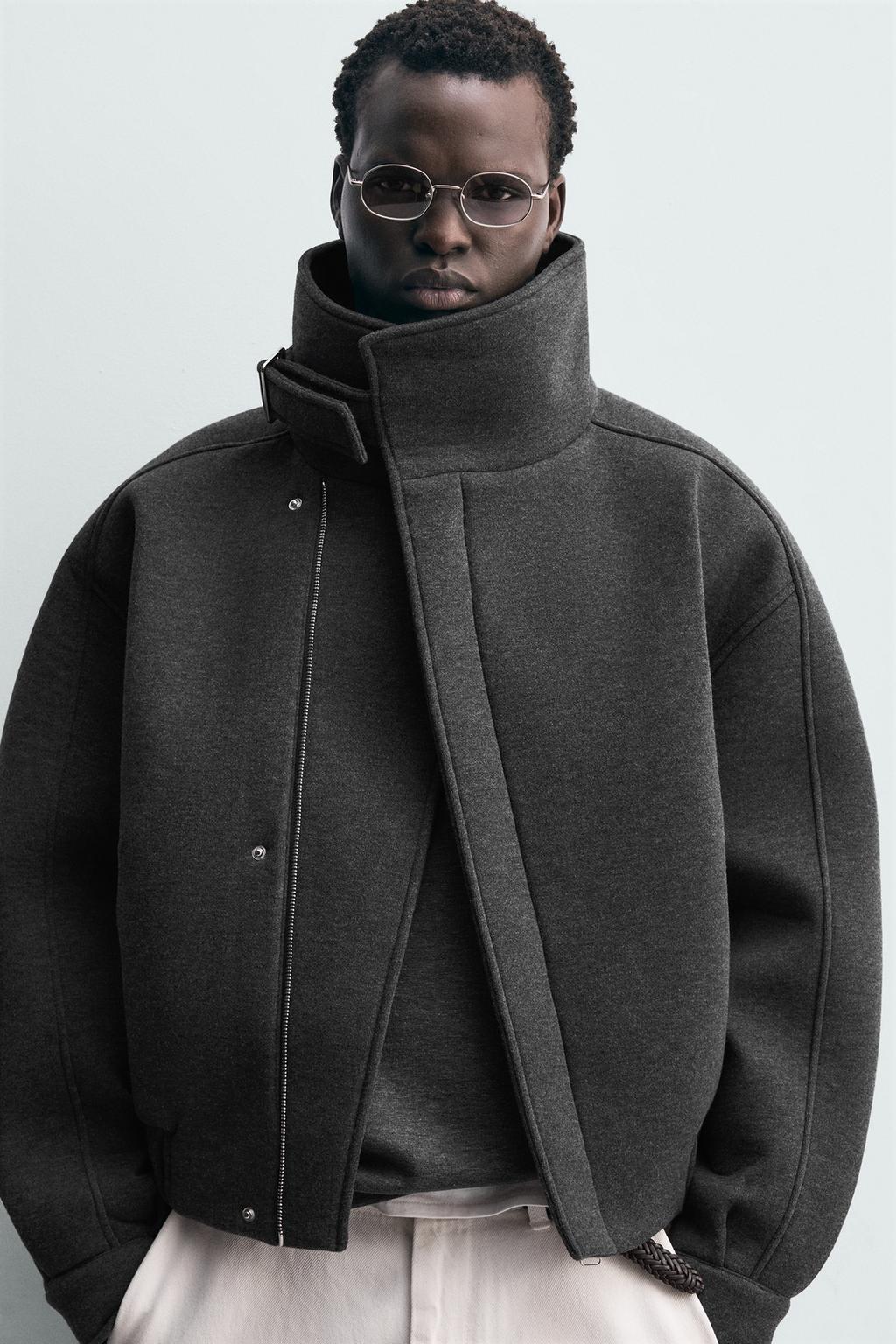 КУРТКА ИЗ НЕОПРЕНА С ВЫСОКИМ ВОРОТНИКОМ