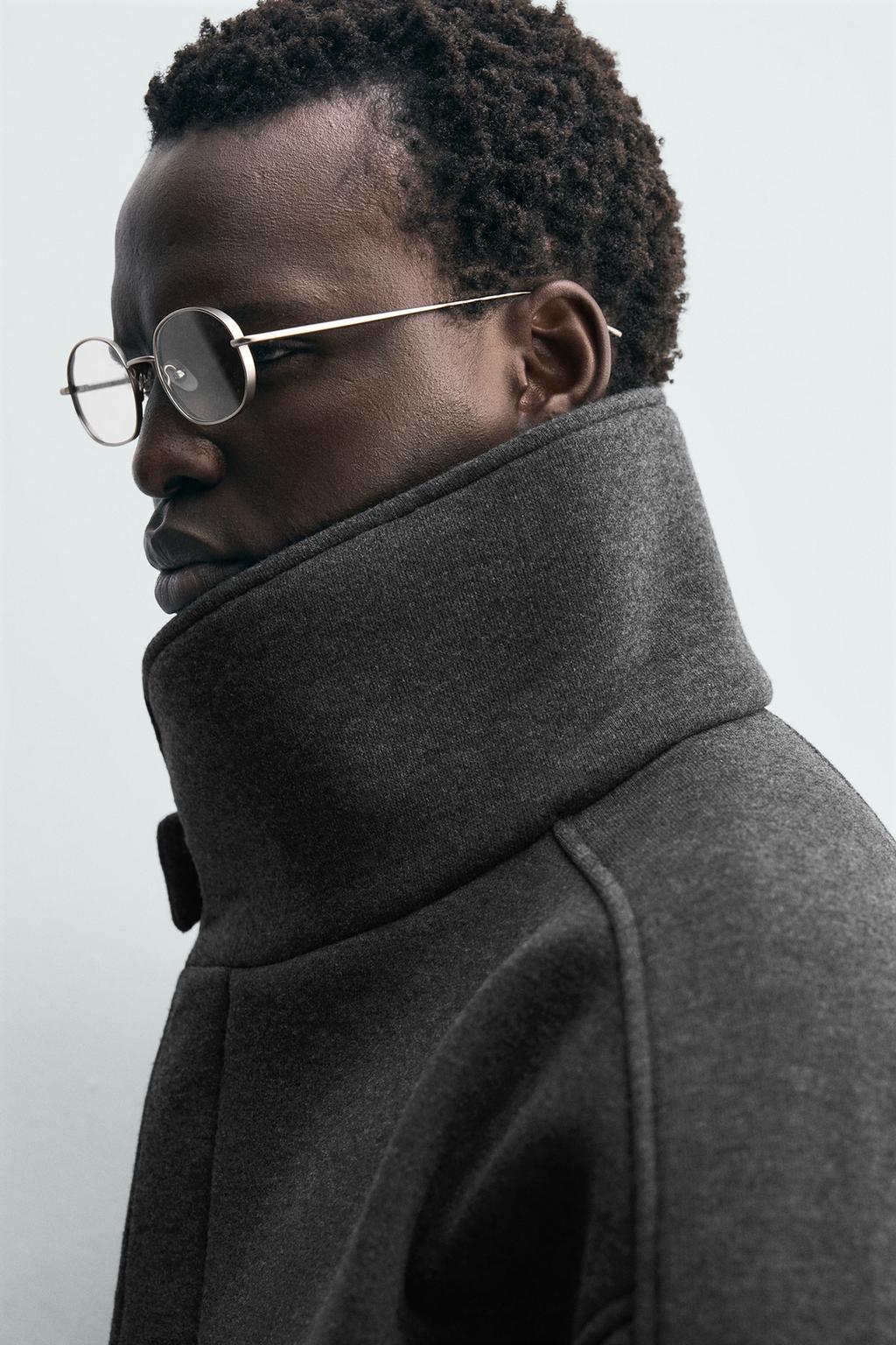 КУРТКА ИЗ НЕОПРЕНА С ВЫСОКИМ ВОРОТНИКОМ