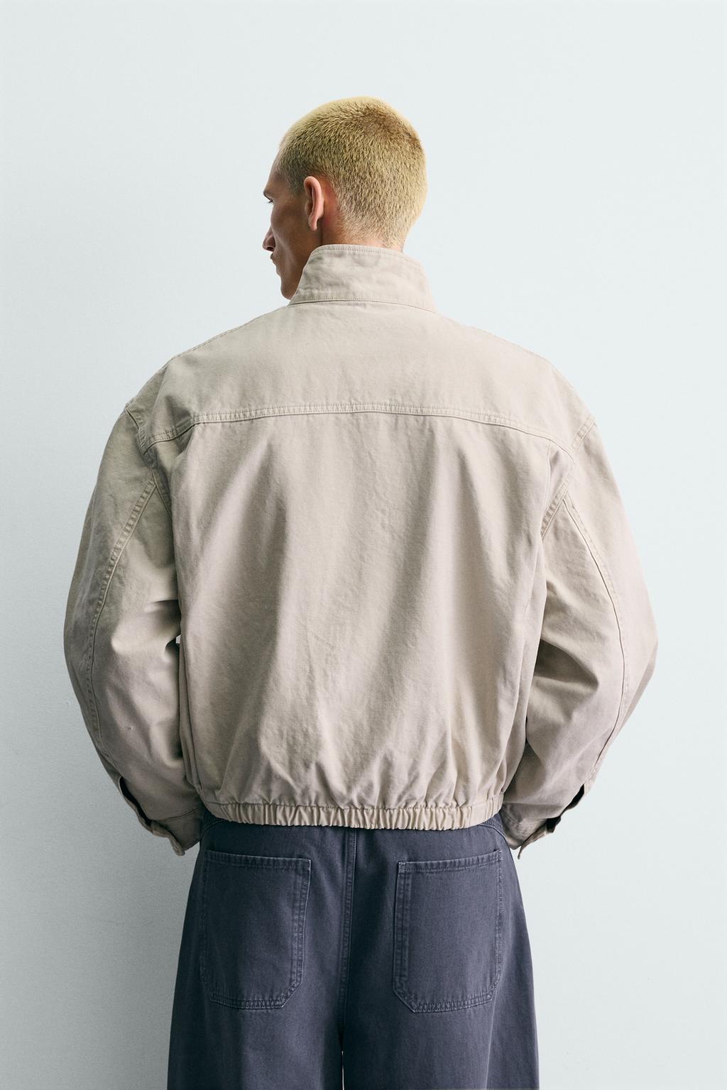 УКОРОЧЕННАЯ КУРТКА С ЗАСТЕЖКАМИ-ТОГГЛ