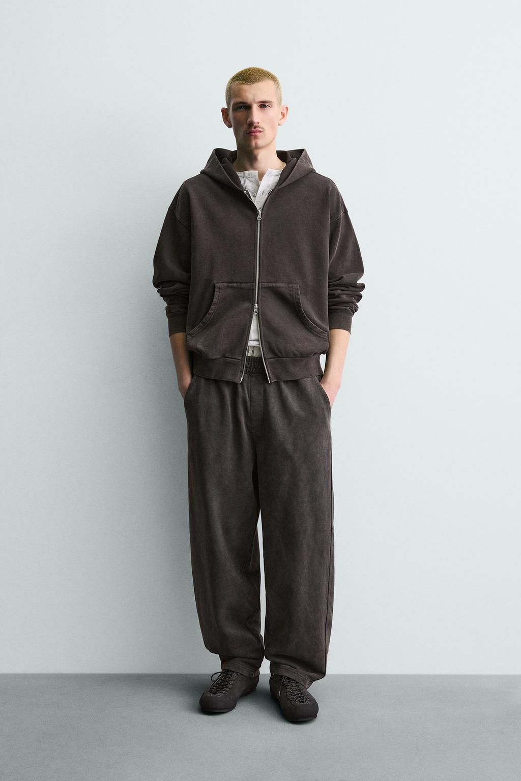 ТОЛСТОВКА С ЭФФЕКТОМ ПОТЕРТОСТИ НА МОЛНИИ С КАПЮШОНОМ