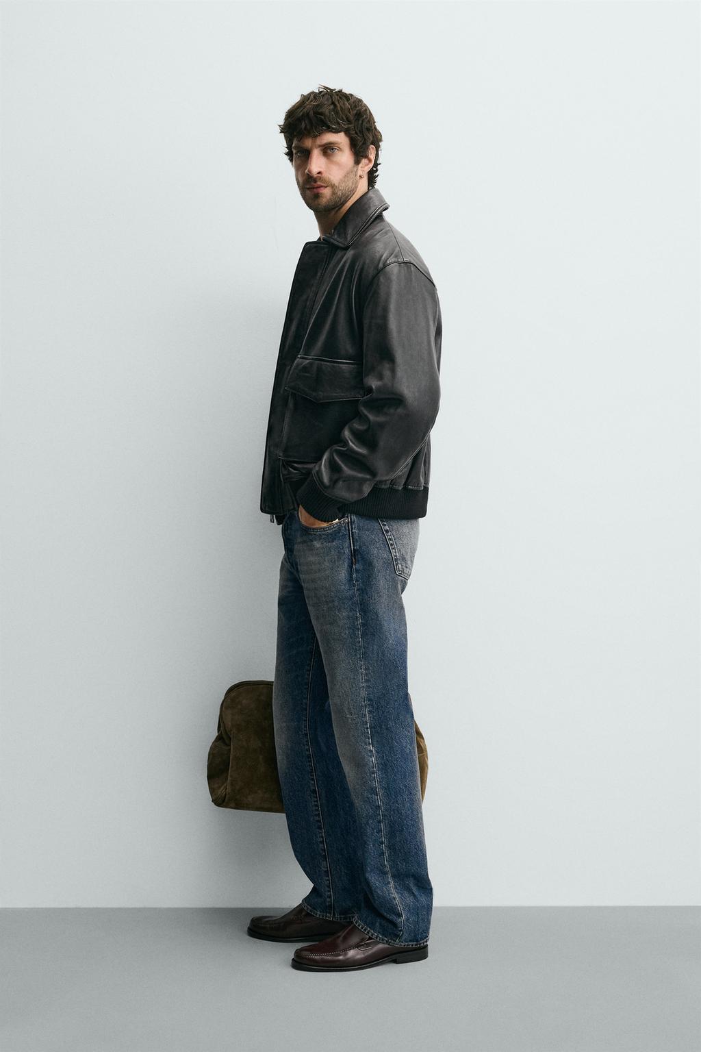 КОЖАНАЯ КУРТКА С КАРМАНАМИ