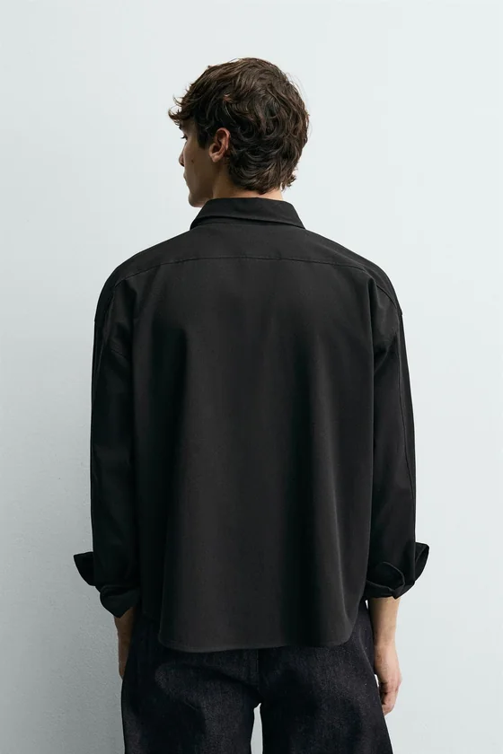 РУБАШКА СТРУЯЩЕГОСЯ КРОЯ RELAXED FIT