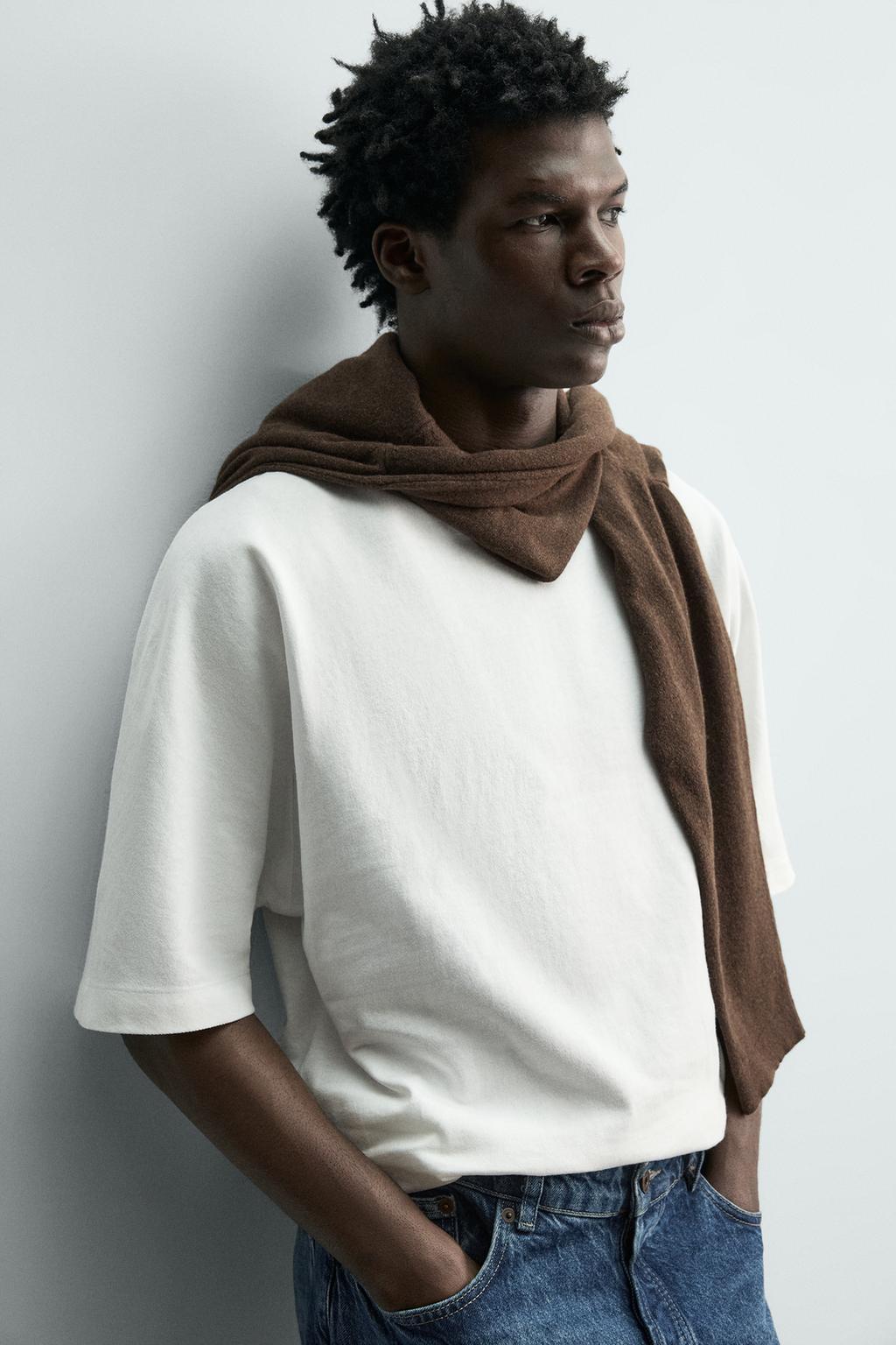 ФУТБОЛКА КЛАССИЧЕСКОГО КРОЯ С ЭФФЕКТОМ ПОТЕРТОСТИ