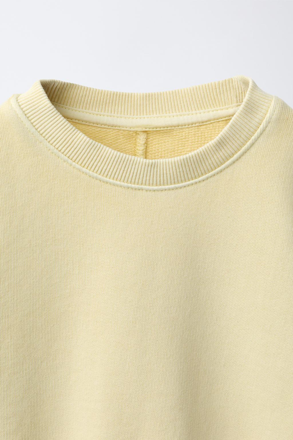 КОМПЛЕКТ ИЗ ТОЛСТОВКИ И БРЮК WIDE LEG С НАШИВКОЙ