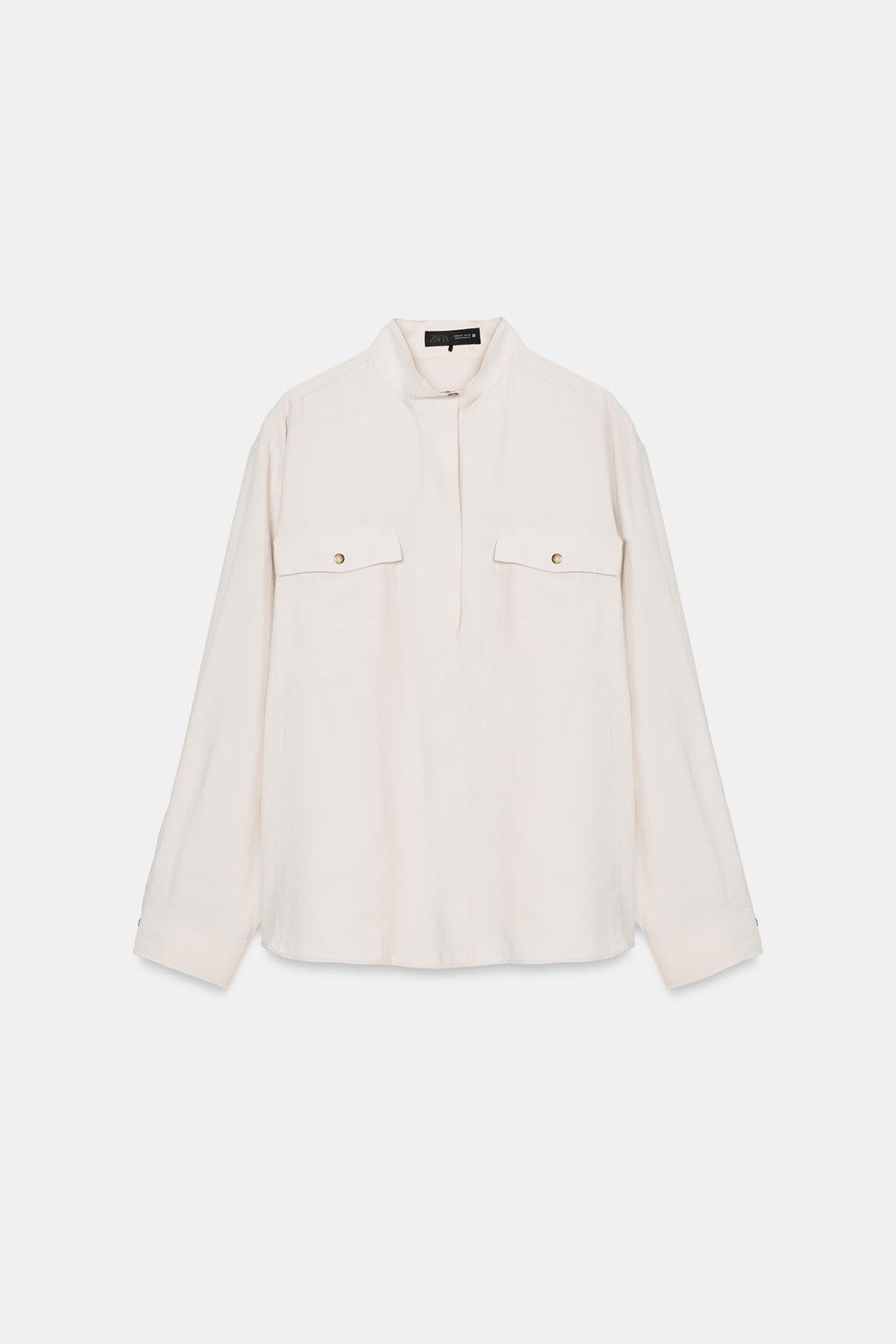 СТРУЯЩАЯСЯ РУБАШКА С ВЫСОКИМ ВОРОТНИКОМ