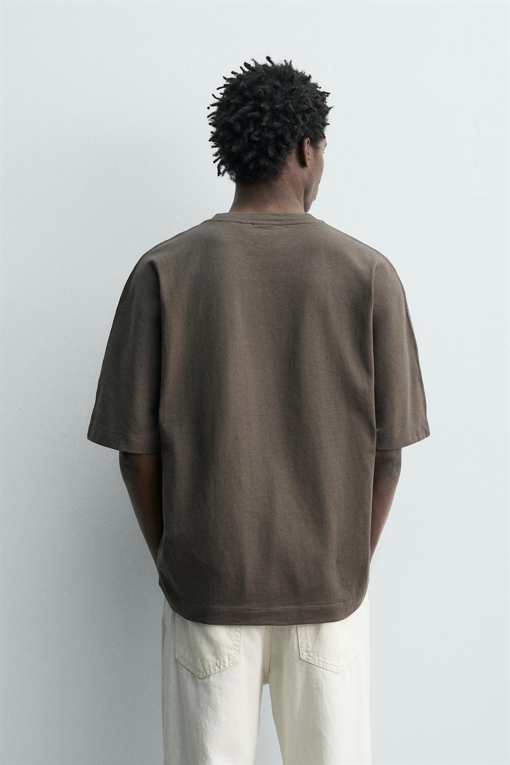 ФУТБОЛКА КЛАССИЧЕСКОГО КРОЯ С ЭФФЕКТОМ ПОТЕРТОСТИ