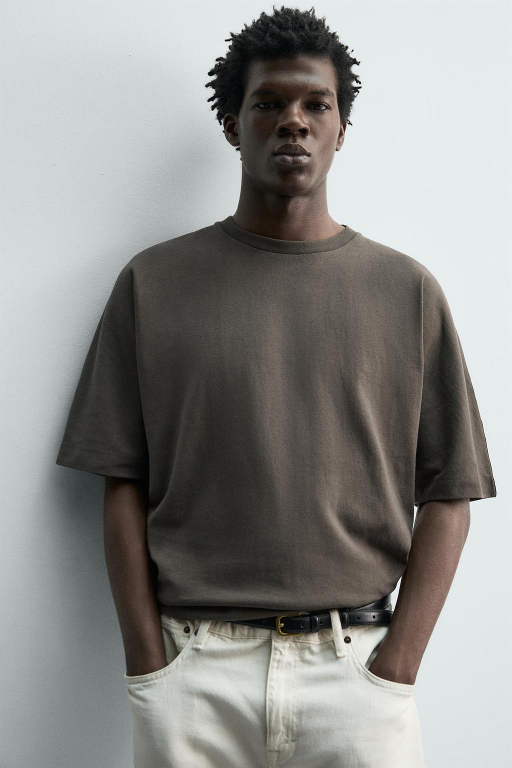 ФУТБОЛКА КЛАССИЧЕСКОГО КРОЯ С ЭФФЕКТОМ ПОТЕРТОСТИ