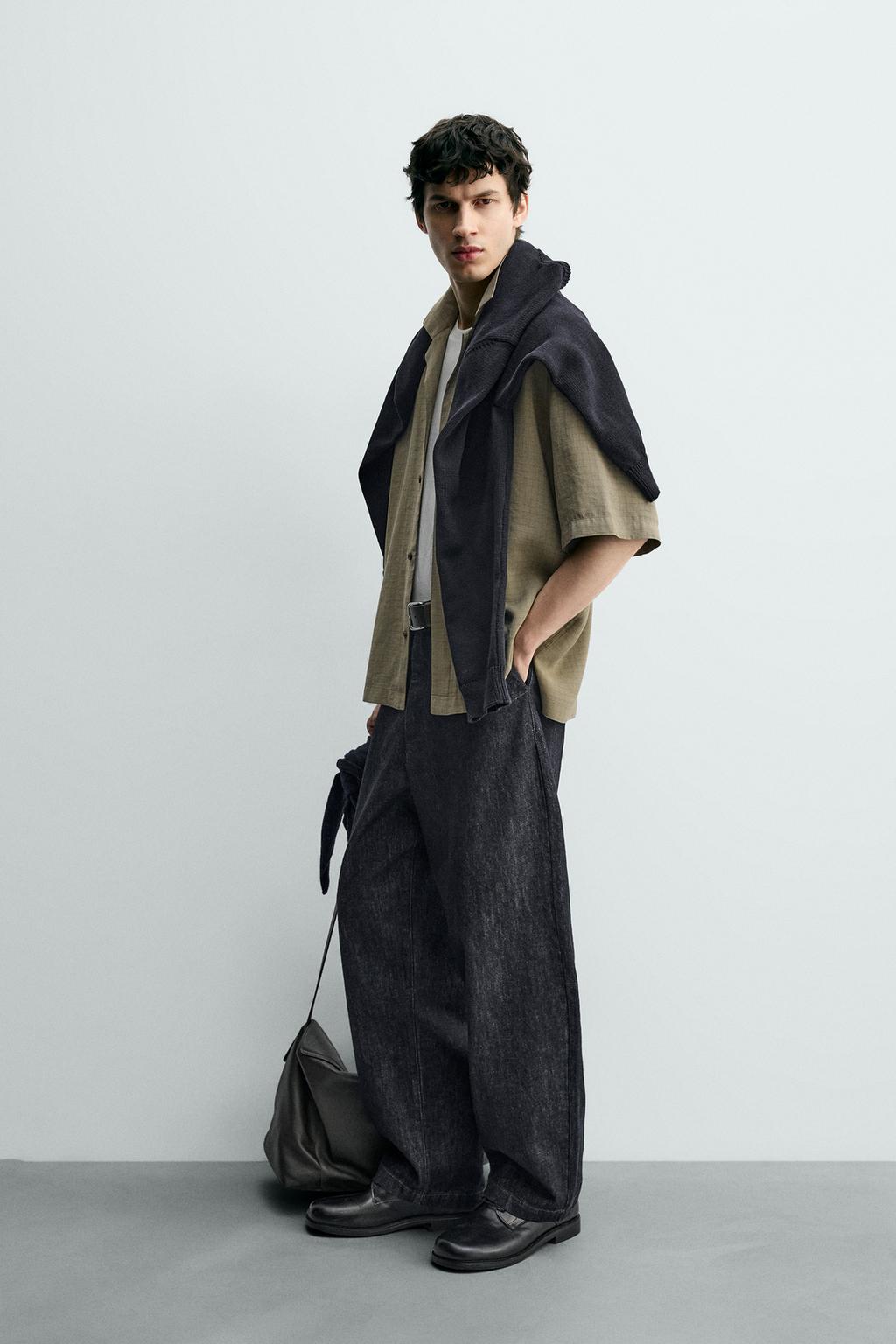 Рубашка в клетку с плавными линиями