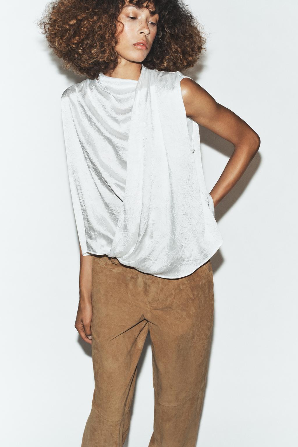 АТЛАСНЫЙ ТОП НА ЗАПÁХЕ